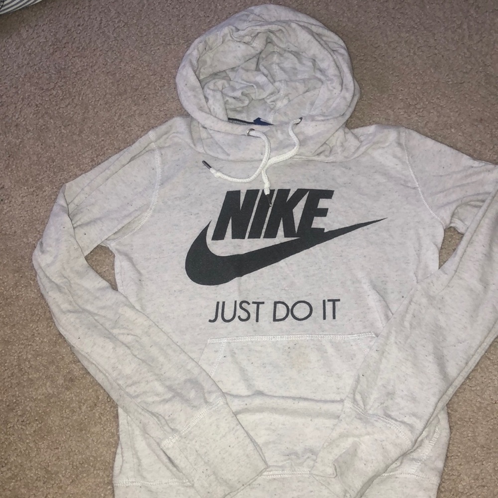 Nike sweatshirt